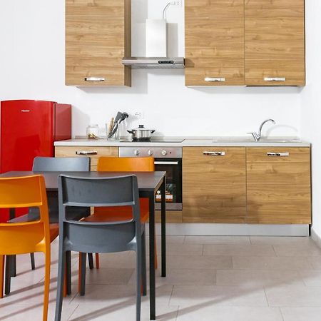 Staurenghi Red Apartment Varese Kültér fotó